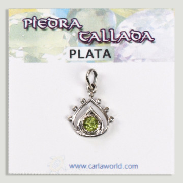 Pingente em formato de lágrima em prata com pequeno cabochão Peridoto facetado