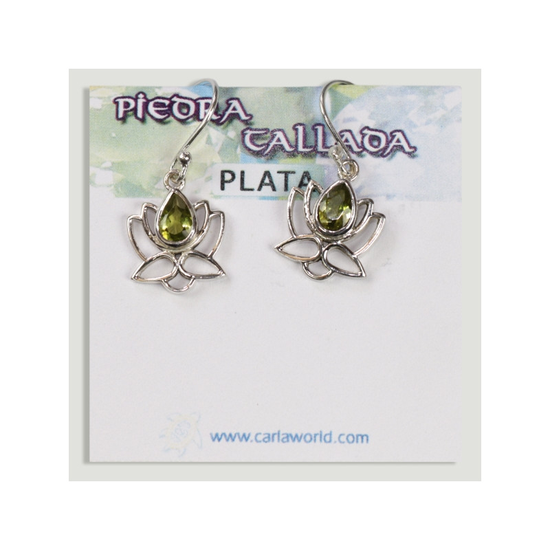 Brincos de peridoto facetados em cabochão de flor de lótus prateado Brincos de peridoto facetados em cabochão de flor de lótus prateado