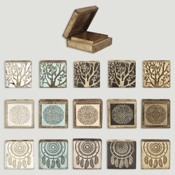 Caja madera Árbol Vida, Cazasueños y Mandala 10x10x5cm. Colores surtidos