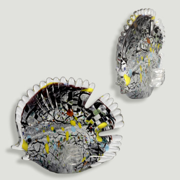 Glass flat puffer fish 14x12x6cm assorted model