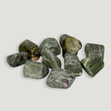 Stone tumbled 50pcs/KG (250gr). Ruby in Fuchsite