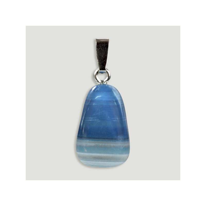 Colgante Calcedonia con capuchon plateado Colgante Calcedonia con capuchon plateado
