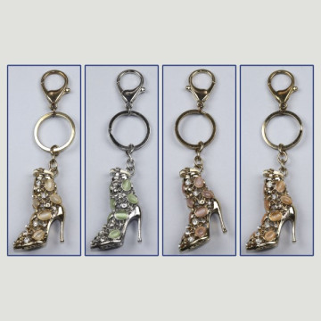 Hook 92 – Keychain with rhinestones and assorted boot character