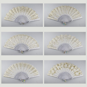 Hook 36, Plastic fan with design: Gold – Varied Flowers – assorted colors