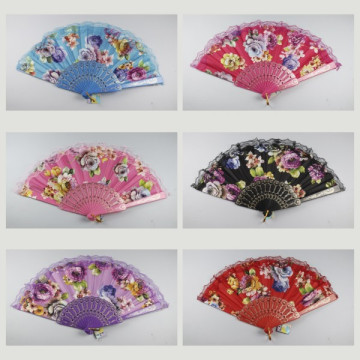 Hook 38, Plastic fan with design of: Flowers with lace - assorted colors