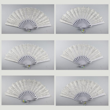 Hook 40, Plastic fan with design: Silver – Varied Flowers – assorted colors
