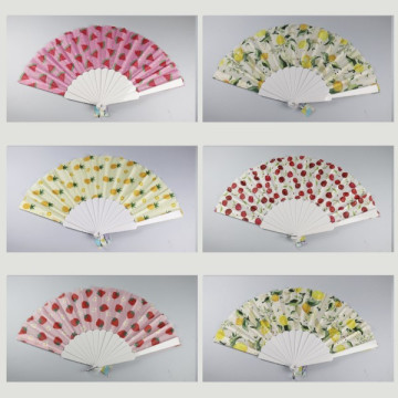 Hook 50, Plastic fan with design of: Fruits - assorted colors