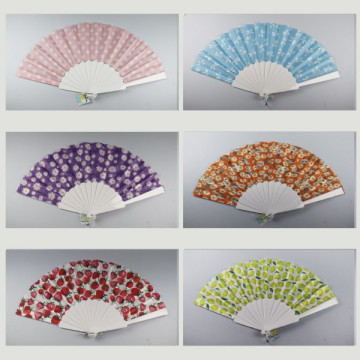 Hook 61, Plastic fan with design of: Modern weave - assorted colors