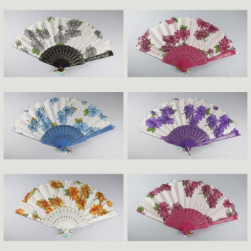 Hook 69, Plastic fan with design of: flowers - assorted colors