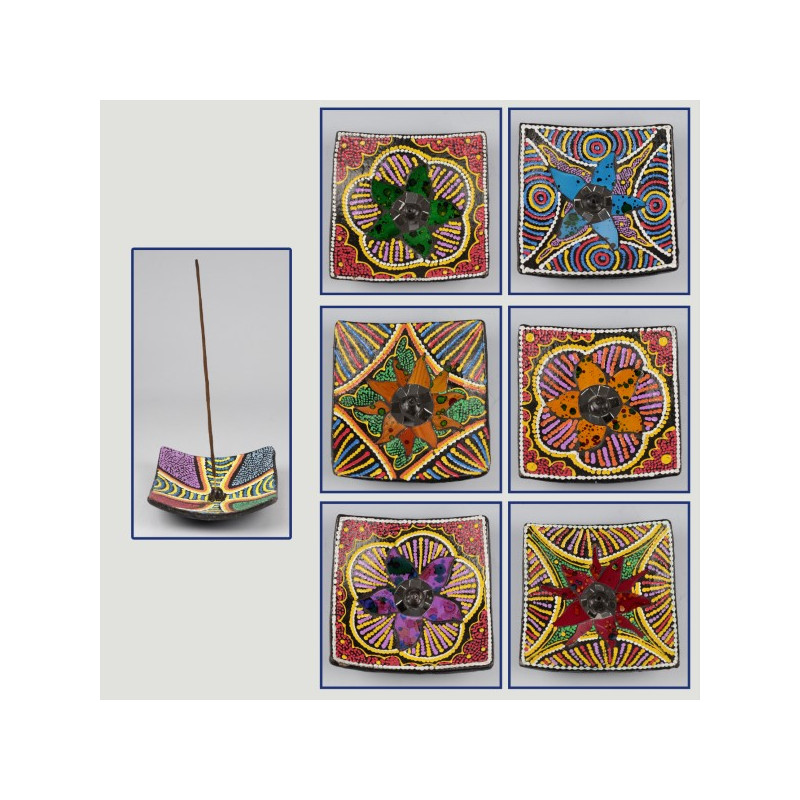 Porte encens carré en terre cuite modèle : mosaïque - points 12cm coloris assortis Porte encens carré en terre cuite modèle : mosaïque - points 12cm coloris assortis