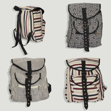 Mochila algodón. Modelos surtidos. 40X30cm