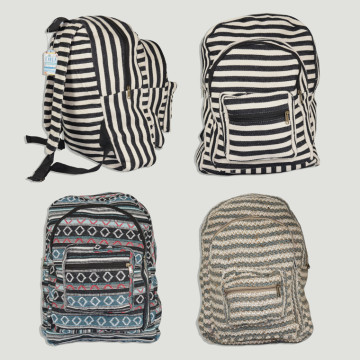 Sac à dos en coton. Couleurs assorties. 40X30cm