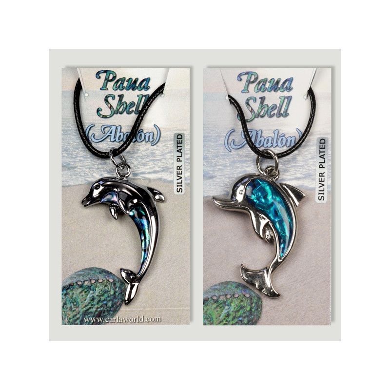 Crochet 57 - Pendentif d'ormeau avec cordon. Modèle: dauphin. Crochet 57 - Pendentif d'ormeau avec cordon. Modèle: dauphin.