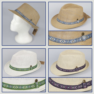 Gancho 03 - Sombrero de  color: Ocre con cinta a rayas – Crema con rayas – Blanco con rayas