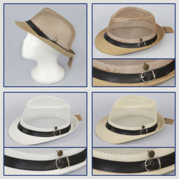 Gancho 05 - Cor do chapéu: Ocre com fita de couro sintético – Fita de couro sintético creme – Fita de couro sintético branca