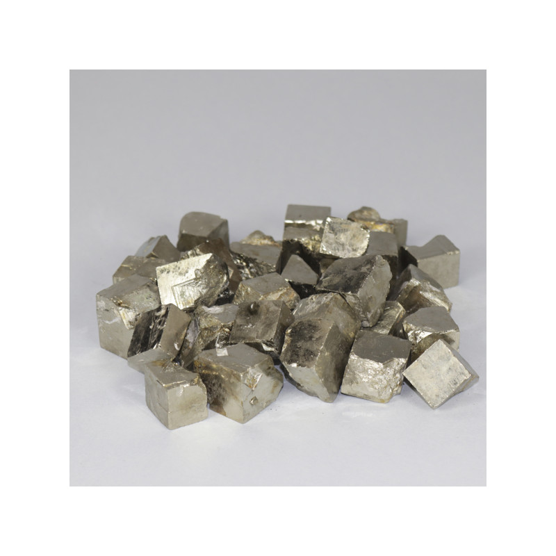 Remplacement de Real Sone. Cube de Pyrite Remplacement de Real Sone. Cube de Pyrite
