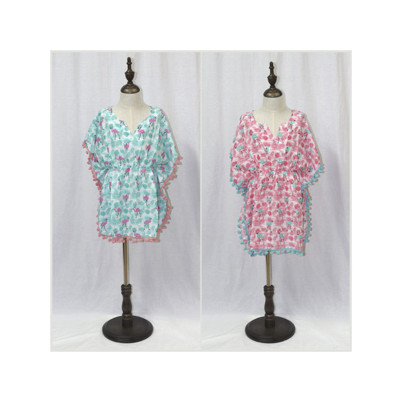 Poncho infantil poliéster. Poncho infantil poliéster.