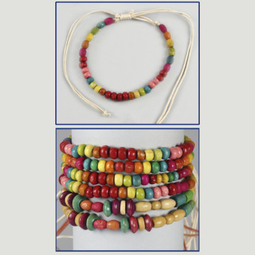 GANCHO 03. Pulseras surtidas. 