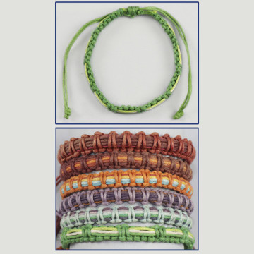 GANCHO 04. Pulseras surtidas.