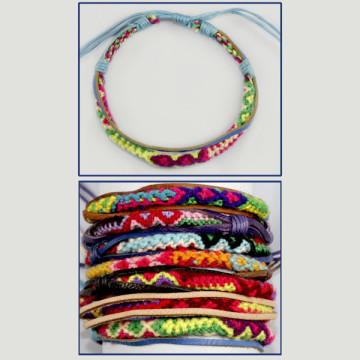 HOOK 01. Assorted bracelets.