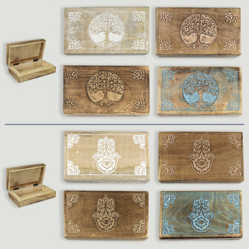 Wooden box. Assorted models. Assorted colors. 17x9.5x4.5cm.