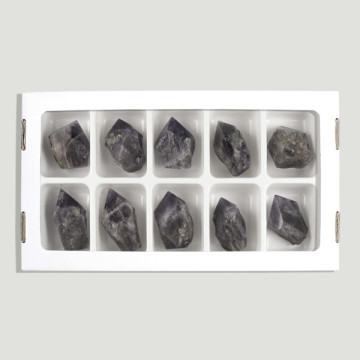 Semi-polished amethyst point. 3-4.5cm approx.