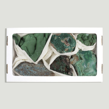 Noble Botryoidal Malachite. 1kg approx. 26x14cm.