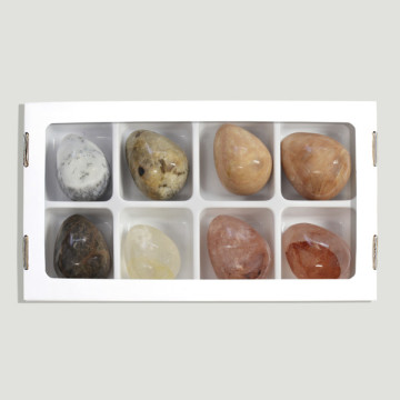 Assorted Mineral Eggs. 4.5-6cm approx. (H8)