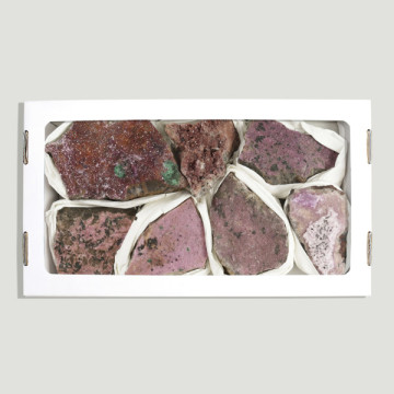 Cobaltocalcite box. 1.300kg approx. 26x14cm.