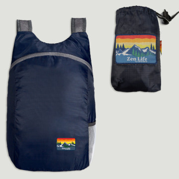 Gancho 02. Mochila. 30x40x11cm. Azul Navy. Modelo impermeable