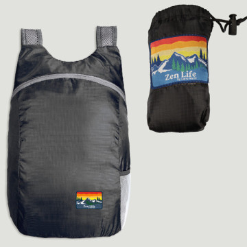 Gancho 16. Mochila. 30x40x11cm. Negro. Modelo impermeable