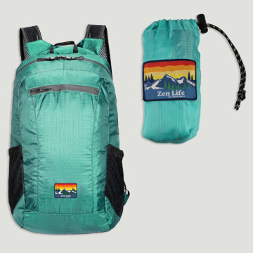 Gancho 41. Mochila. 24x41x16cm. Turquesa. Modelo impermeable