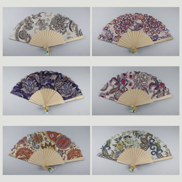 Gancho 01 - Abanico de madera con diseño de: Flores Abstracto. Colores surtidos