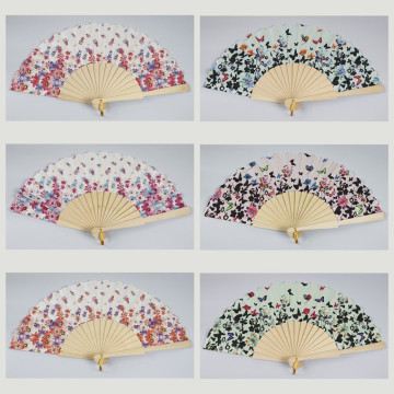 Gancho 27 - Abanico de madera con diseño de: Flores y Mariposas. Colores surtidos