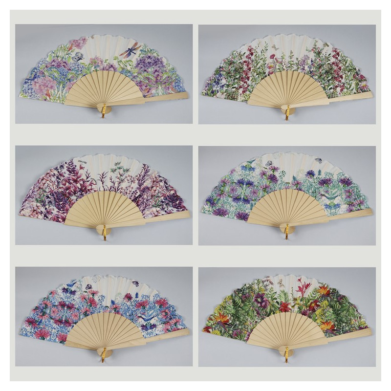 Hook 32 - Wooden fan with design: Various flowers. Assorted colors Hook 32 - Wooden fan with design: Various flowers. Assorted colors