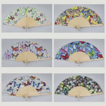 Gancho 44 - Abanico de madera con diseño de: Mariposas. Colores surtidos