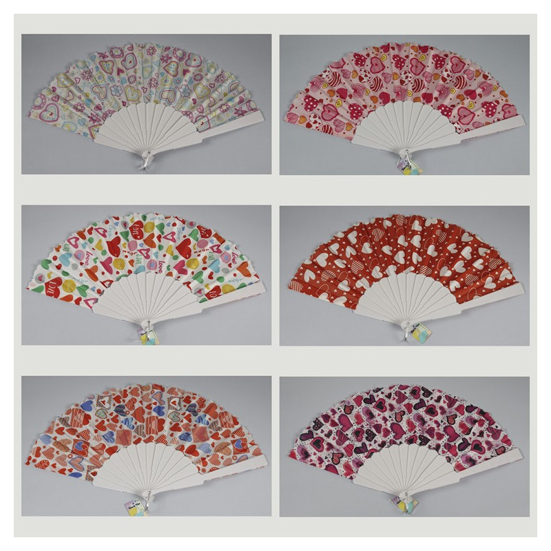 Hook 58 - Plastic fan with design: Hearts. Assorted colors Hook 58 - Plastic fan with design: Hearts. Assorted colors