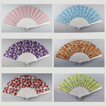 Hook 69 - Plastic fan with design: Various Fruits and Flowers. Assorted colours