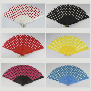 Hook 70 - Plastic fan with design: Classic Andalusian. Assorted colours