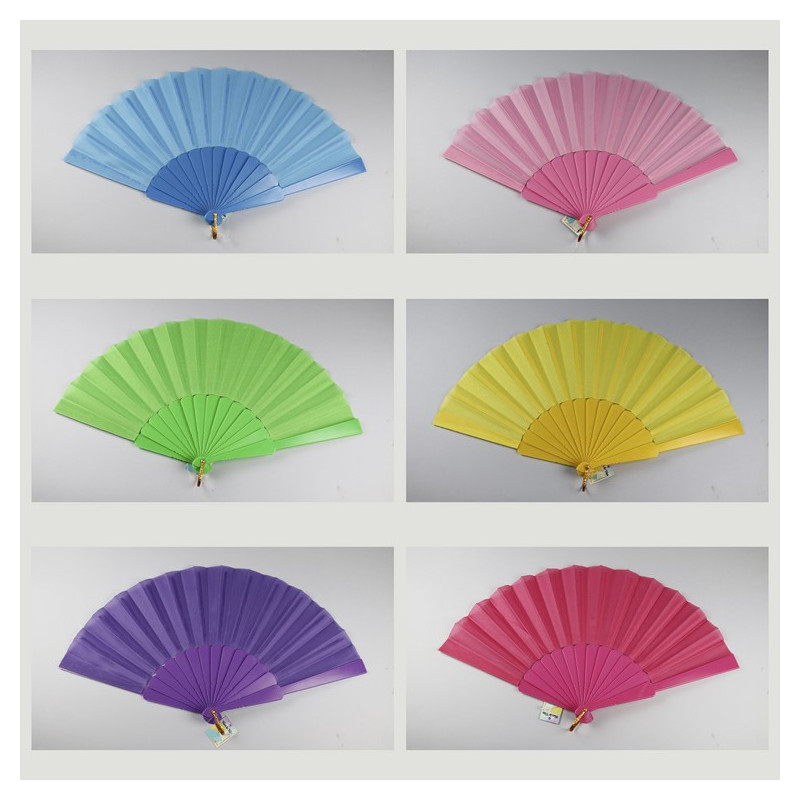 Hook 71 - Plastic fan with design: Solid colour. Assorted colours Hook 71 - Plastic fan with design: Solid colour. Assorted colours