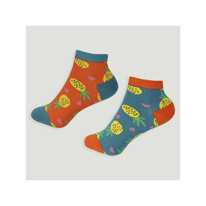 Gancho 10 – Par calcetines. Modelo: Piña Gancho 10 – Par calcetines. Modelo: Piña