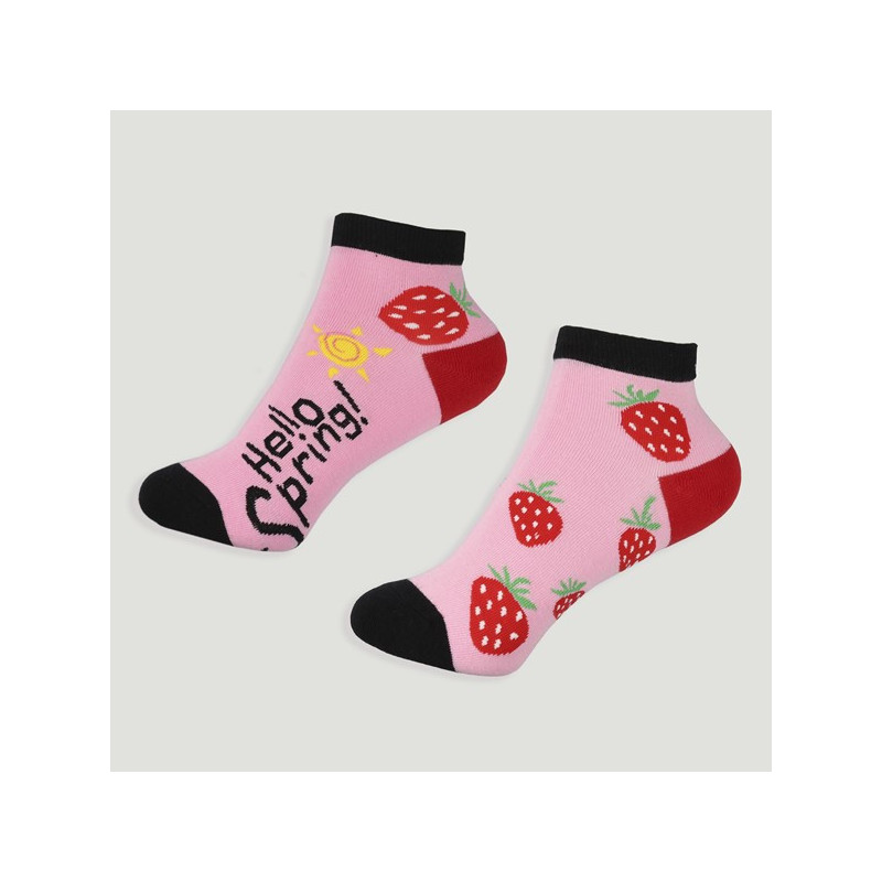 Gancho 18 – Par calcetines. Modelo: Fresas Gancho 18 – Par calcetines. Modelo: Fresas