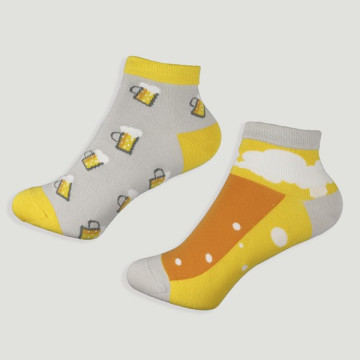 Crochet 20 – Paire de chaussettes. Modèle : Chopes à bière