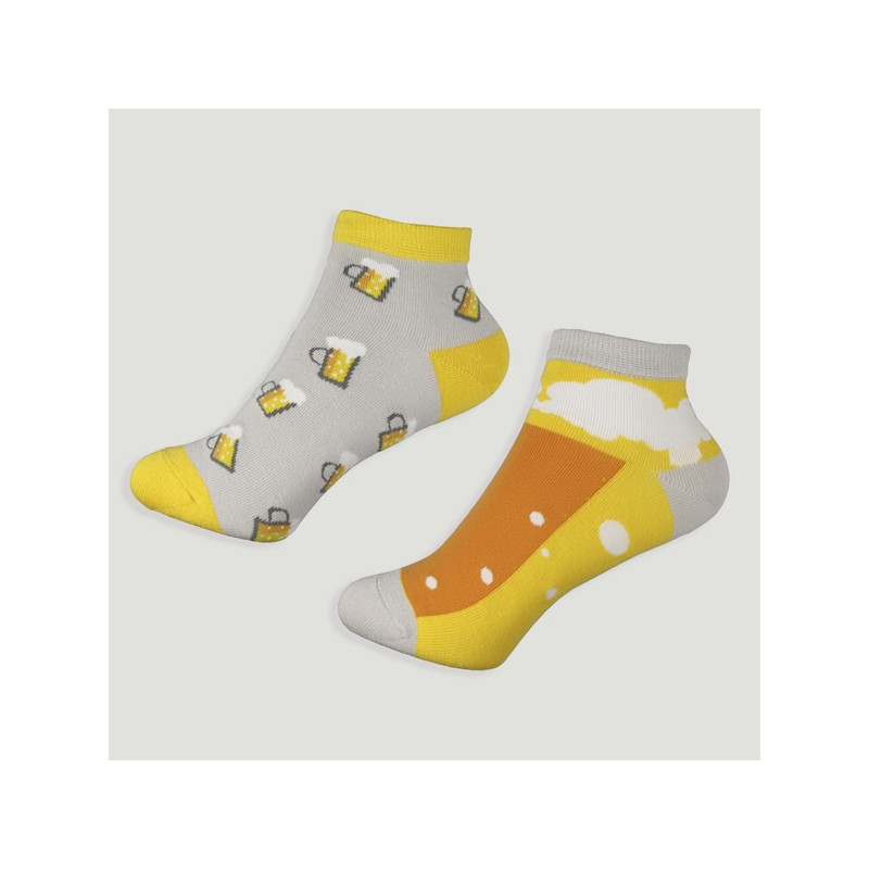 Crochet 20 – Paire de chaussettes. Modèle : Chopes à bière Crochet 20 – Paire de chaussettes. Modèle : Chopes à bière