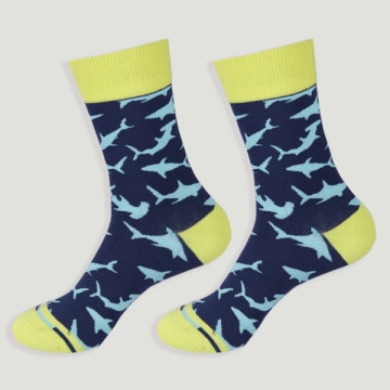 Crochet 39 – Paire de chaussettes. Modèle : Requins