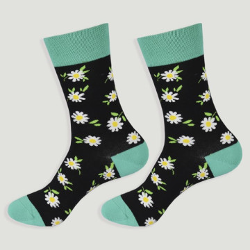 Crochet 56 – Paire de chaussettes. Modèle : Marguerites