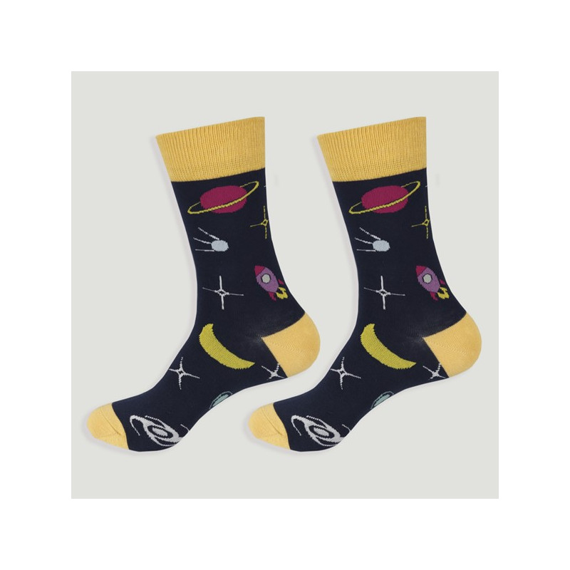 Crochet 68 – Paire de chaussettes. Modèle : Symboles astronomiques Crochet 68 – Paire de chaussettes. Modèle : Symboles astronomiques