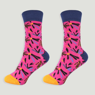 Crochet 77 – Paire de chaussettes. Modèle : Libellules
