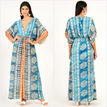 Vestido largo Poliéster. Talla Única / 4 colores