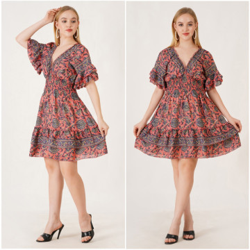 Robe courte Polyester Taille unique / 4 couleurs